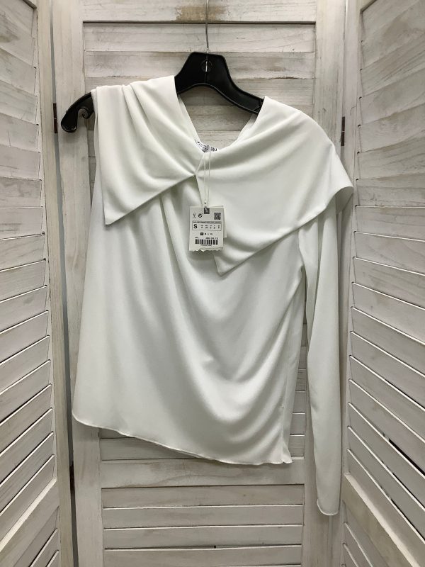 Top Long Sleeve By Zara In White, Size: S Sale - Image 2