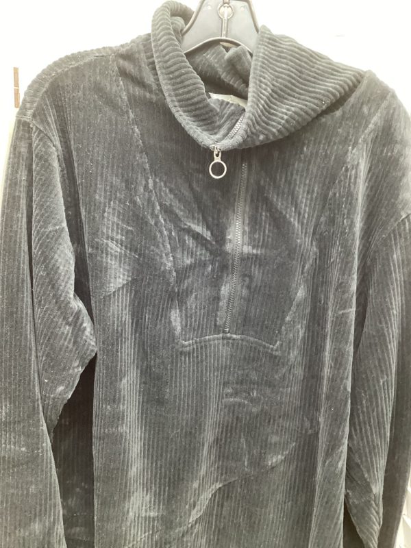 Sweatshirt Crewneck By Clothes Mentor In Black, Size: Xl For Sale